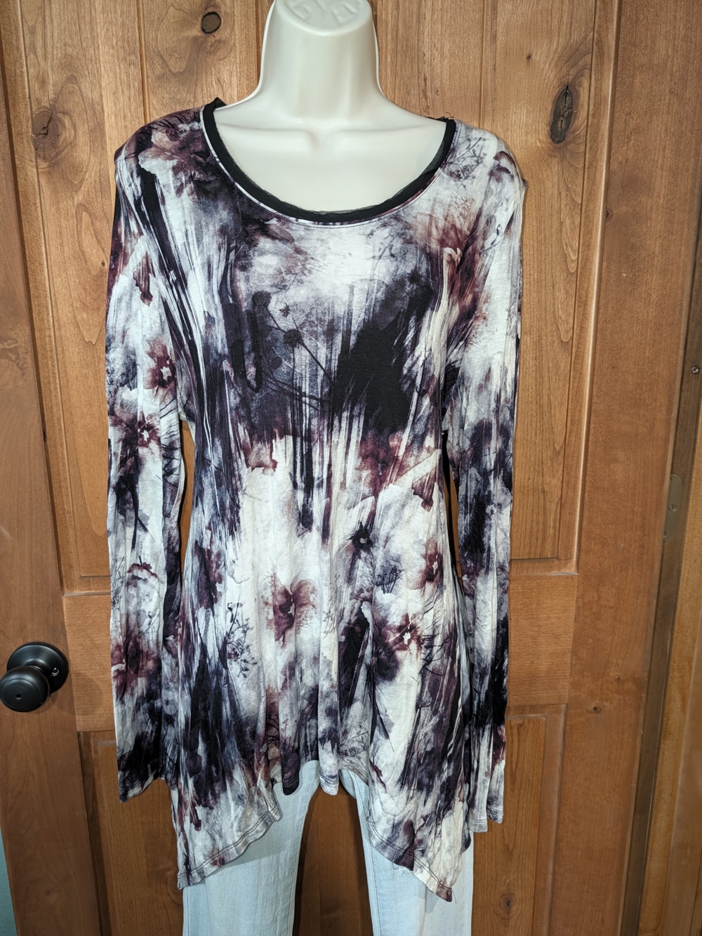 Simply Vera Vera Wang Black & Burgundy Tie-Dye Long Sleeve Tunic